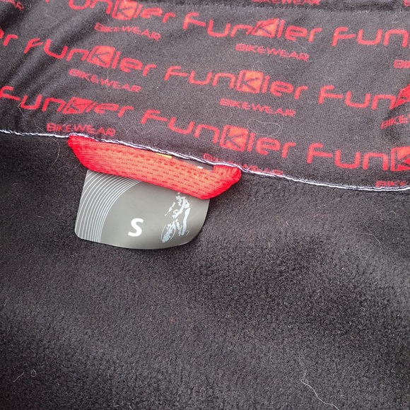 Funkier Nike jacket size small - Picture 5 of 7